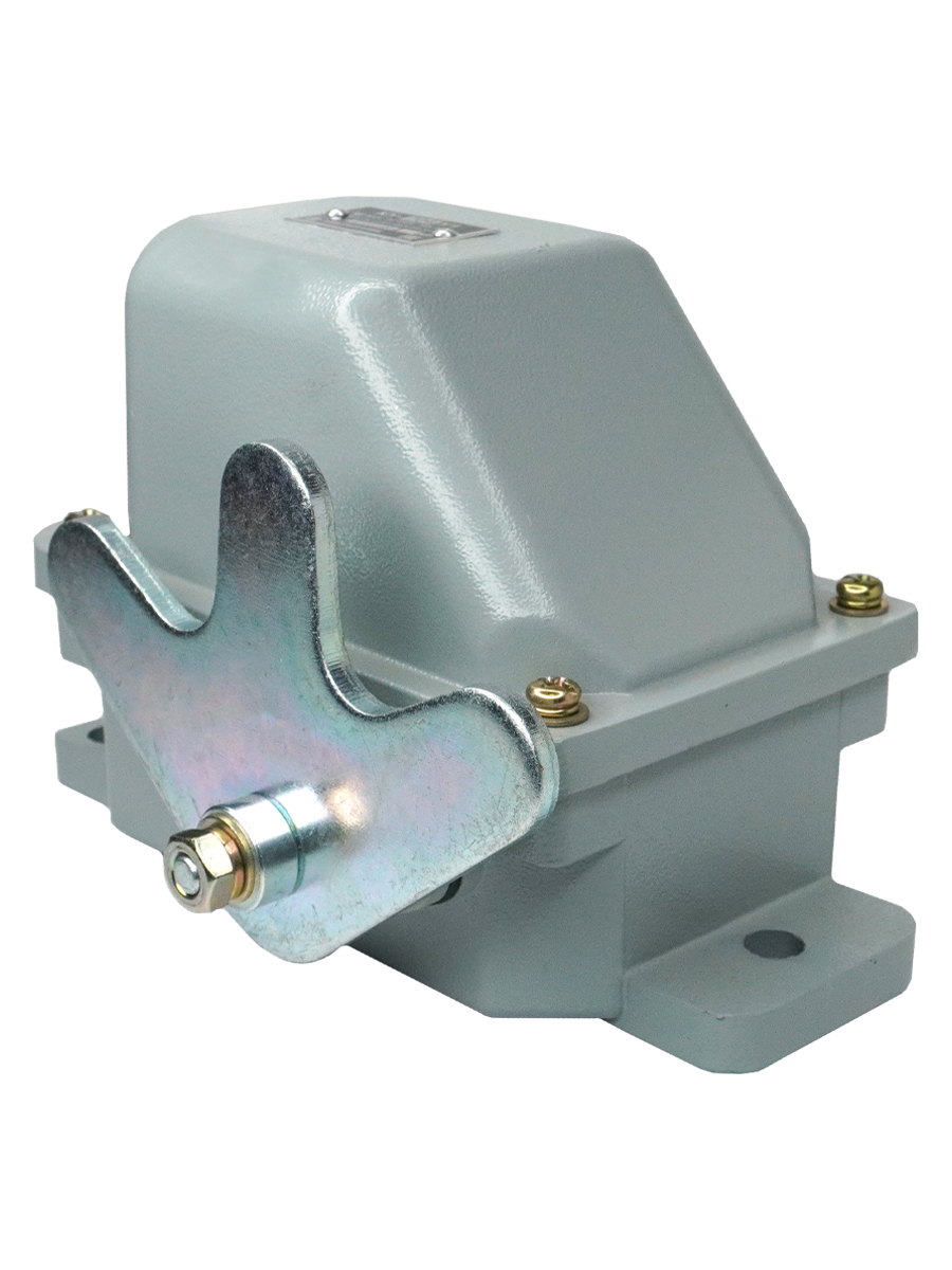 КУ-704 У1, W- образный рычаг, 10А, IP54, 2 эл. цепи  (ЭТ)