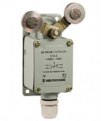 ВК-300-БВ-11-67У2-21, V-образный рычаг с роликом на каждом плече, с сальником, ход вправо, cамовозврат, ступень 2- 51мм, IP67, выключатель концевой  (ЭТ)